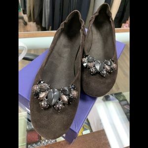 Stuart Weizmann Suede Flats 10N $35.00.
